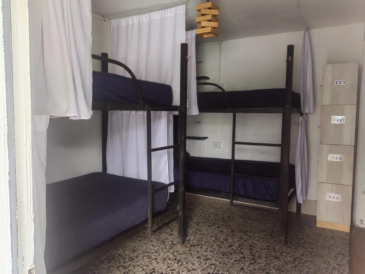 Hostal Sublime Guatemala City Екстер'єр фото